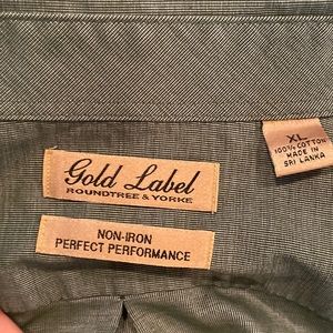 A men’s XL shirt Roundtree & York